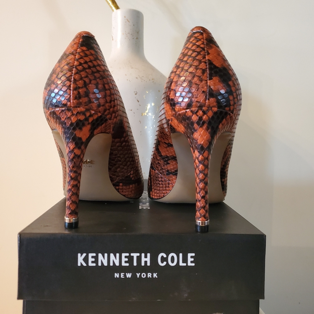 🔥Kenneth Cole Orange 💯Leather Stilettos